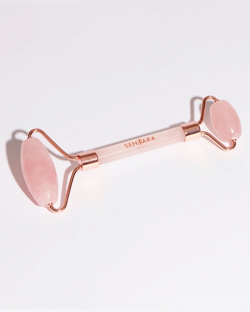 Rouleau facial en Quartz Rose - Sentara Holistic